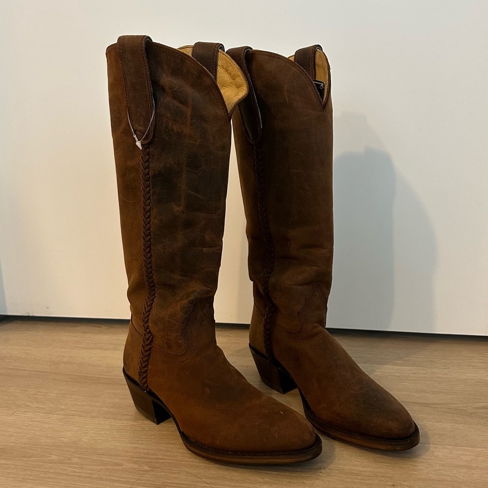 NWOT Star Boots leather cowboy boot